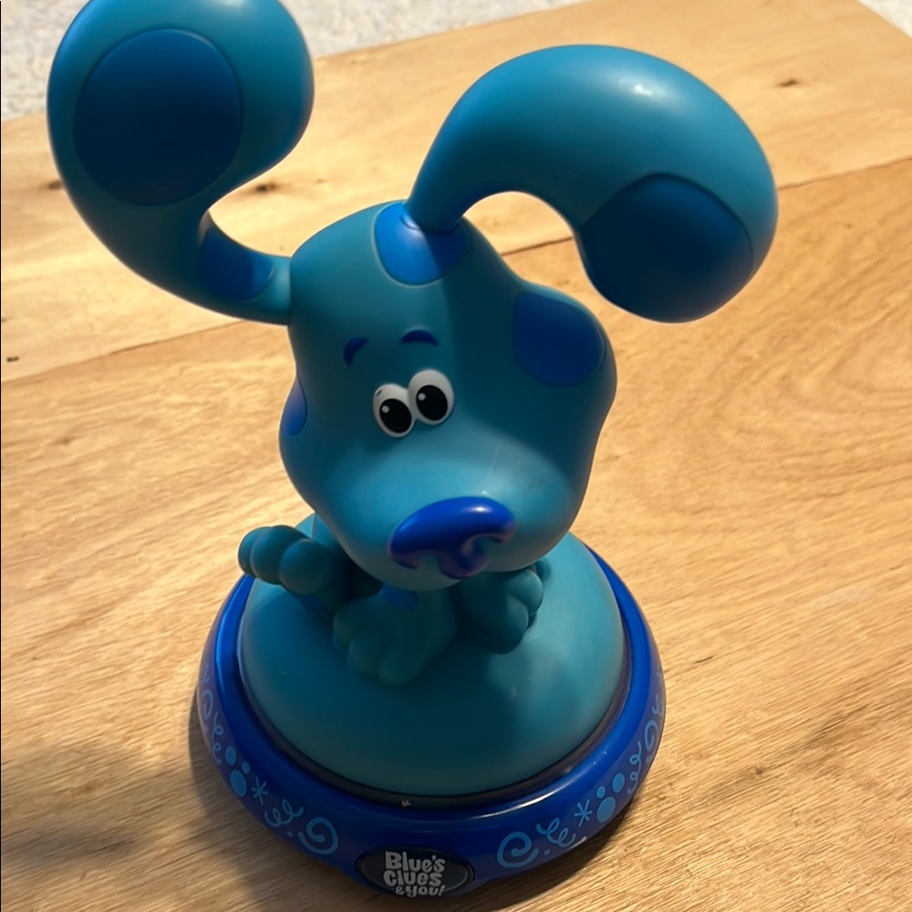 Blue's Clues Action Figure Playset with Blue Base
